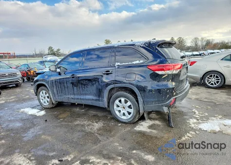 2019 Toyota Highlander Se z USA, uszkodzony, nr VIN 5TDJZRFH4KS588853